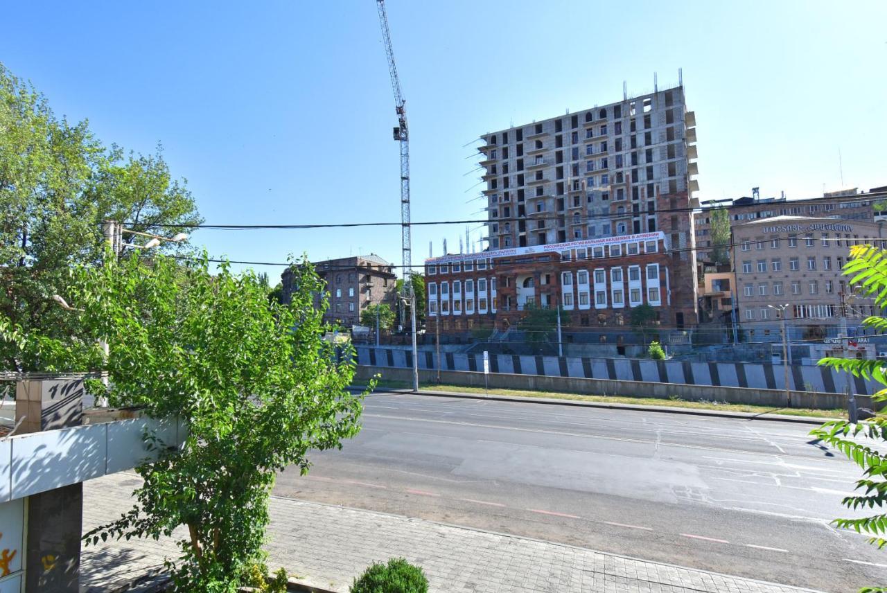 Apartment Koryun 1 Yerevan Exterior photo